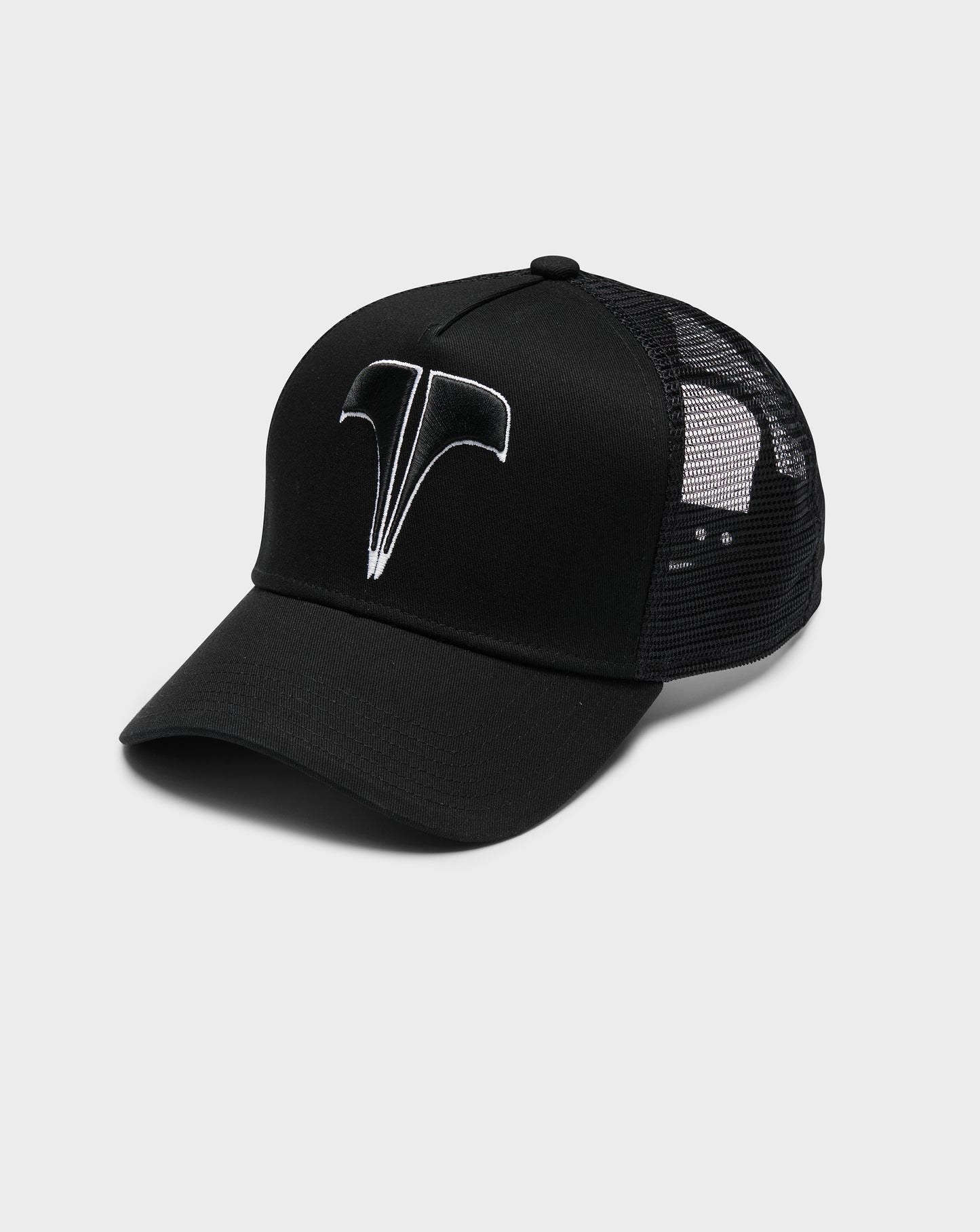 T LOGO TRUCKER - BLACK