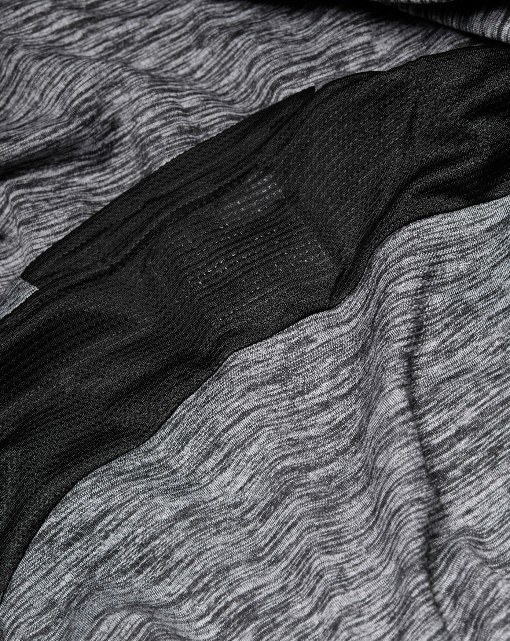Grey and black Twinzz long sleeve active tee mesh