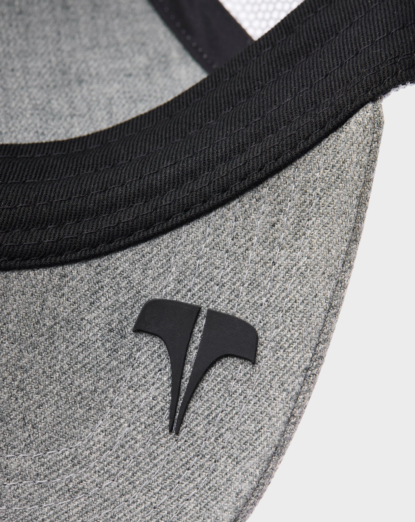 WOOL MESH LOGO TRUCKER CAP - GREY/BLACK
