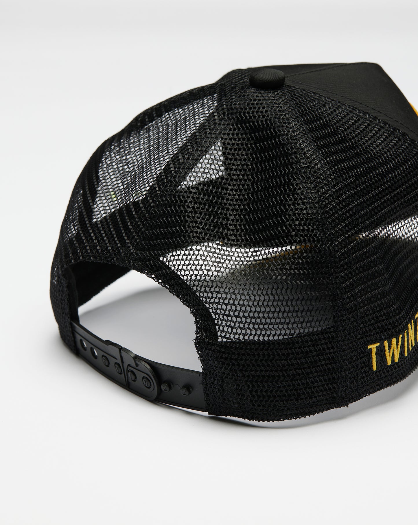 TWINZZ T LOGO EDGE TRUCKER - BLACK/YELLOW