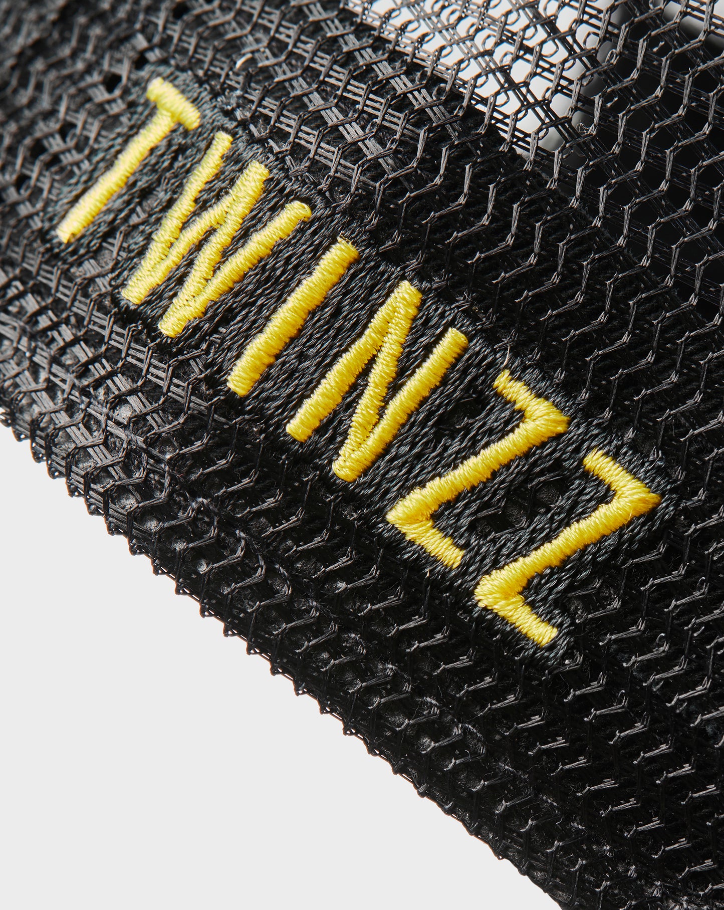 TWINZZ T LOGO EDGE TRUCKER - BLACK/YELLOW