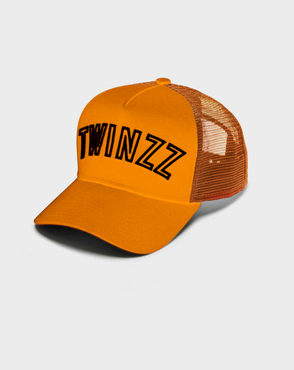 COTTON MESH OUTLINE LOGO TRUCKER - ORANGE