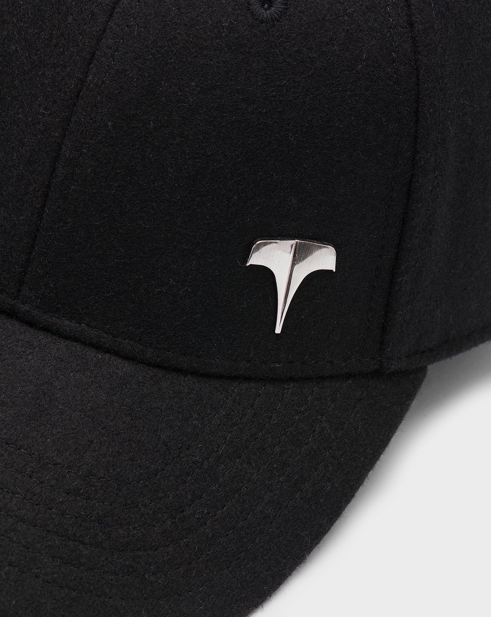 Twinzz black pitcher cap with small silver logo