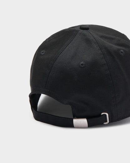 Twinzz black pitcher cap with silver logo strap