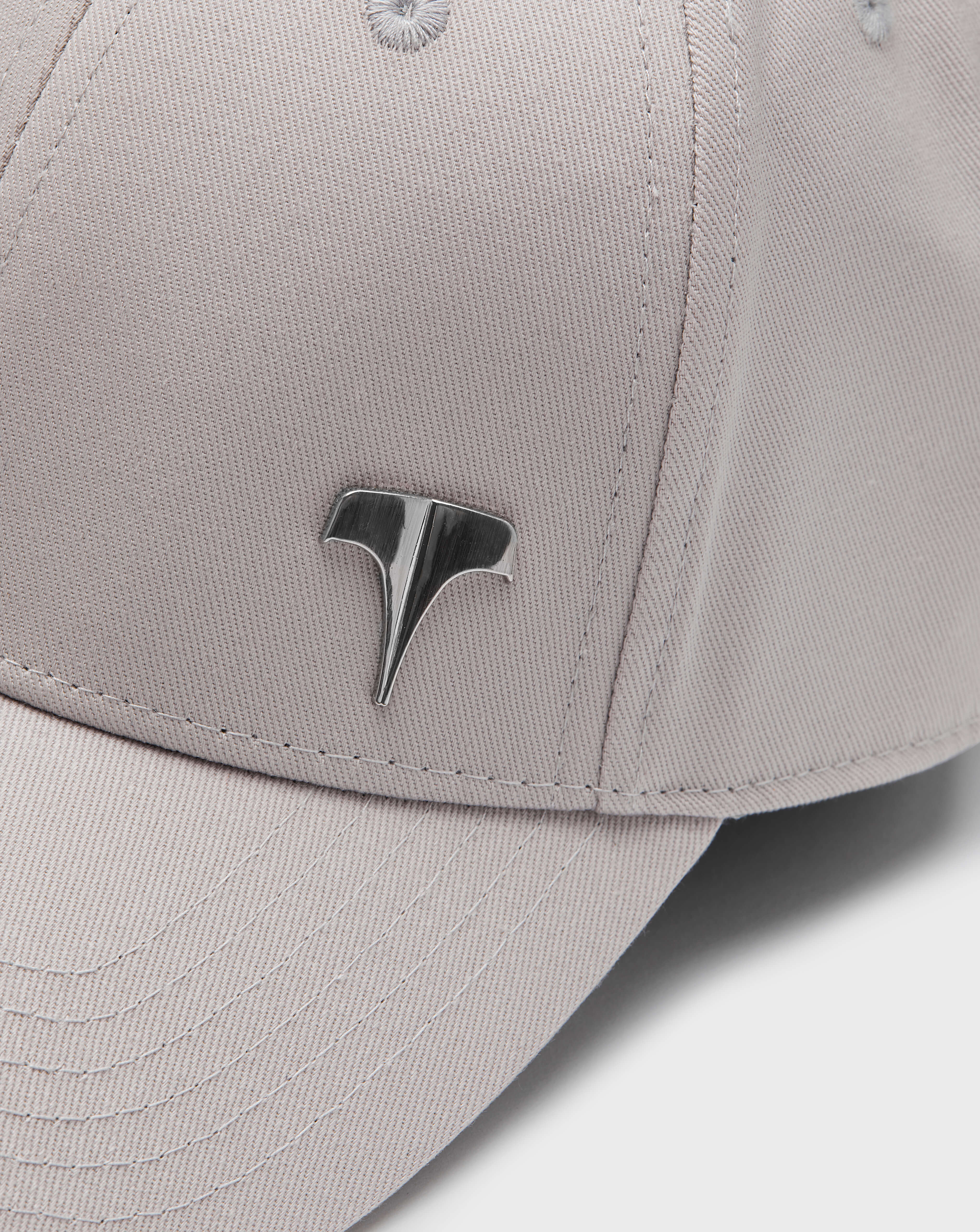 Twinzz silver grey pitcher cap with silver logo