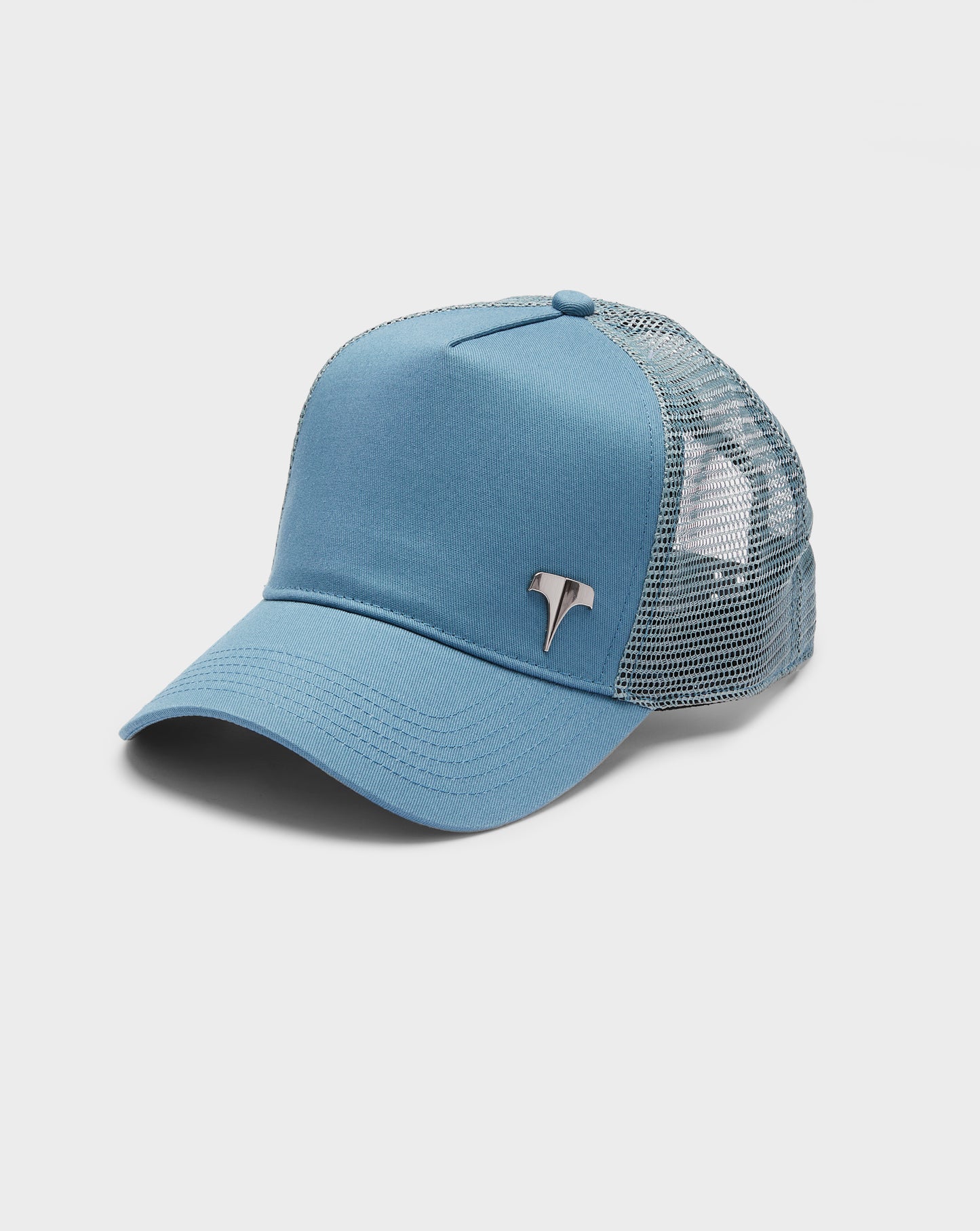 COTTON ‘METAL T’ TRUCKER CAP / PETROL BLUE